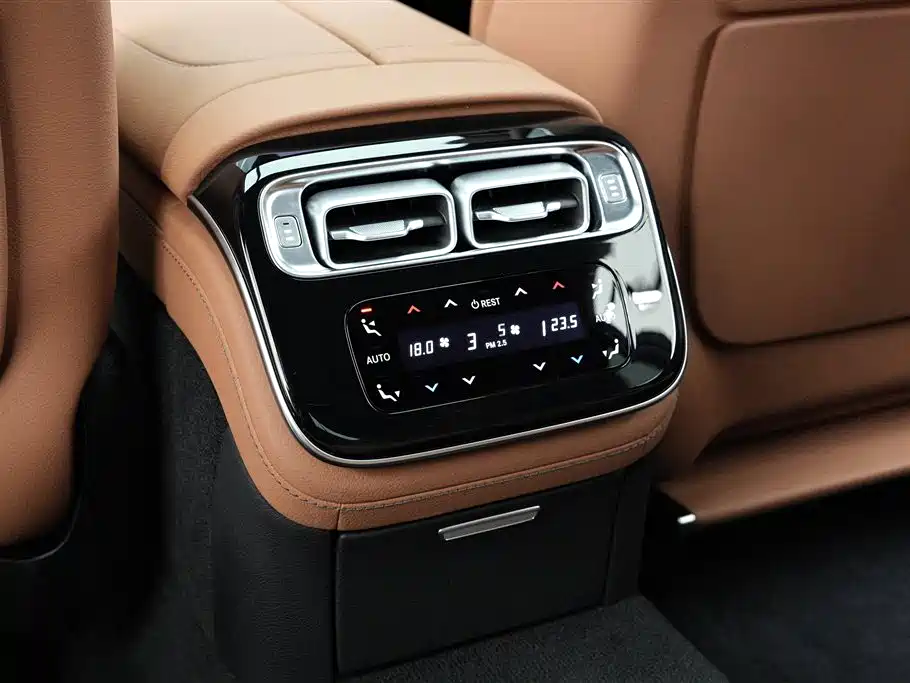 Mercedes-Benz S-class Mercedes-Benz S-class