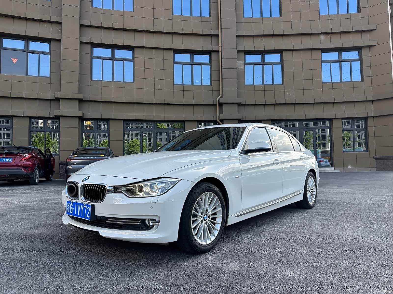 BMW 3 Series, 2012 1