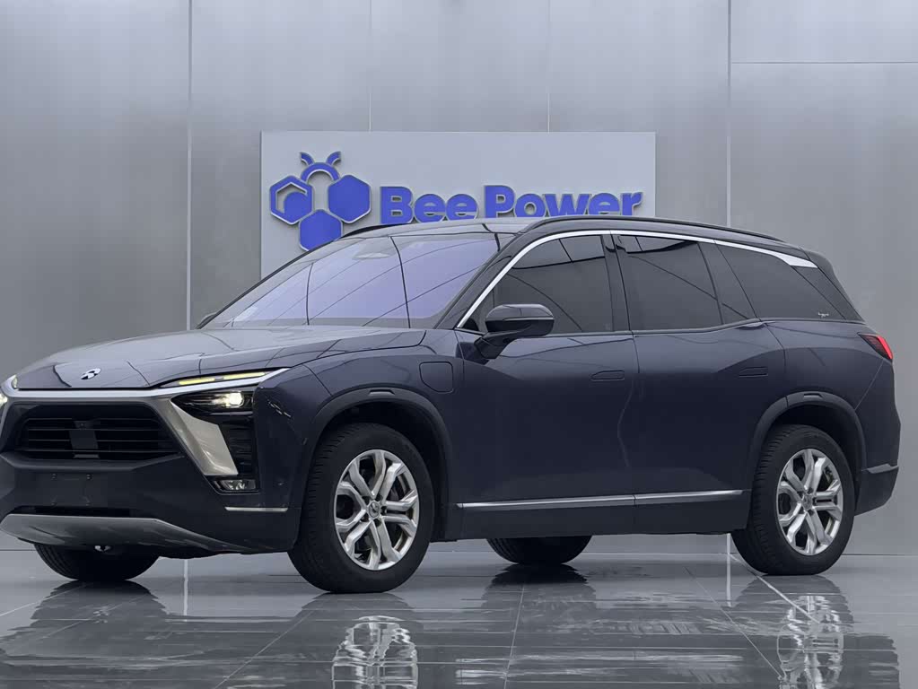 NIO ES8