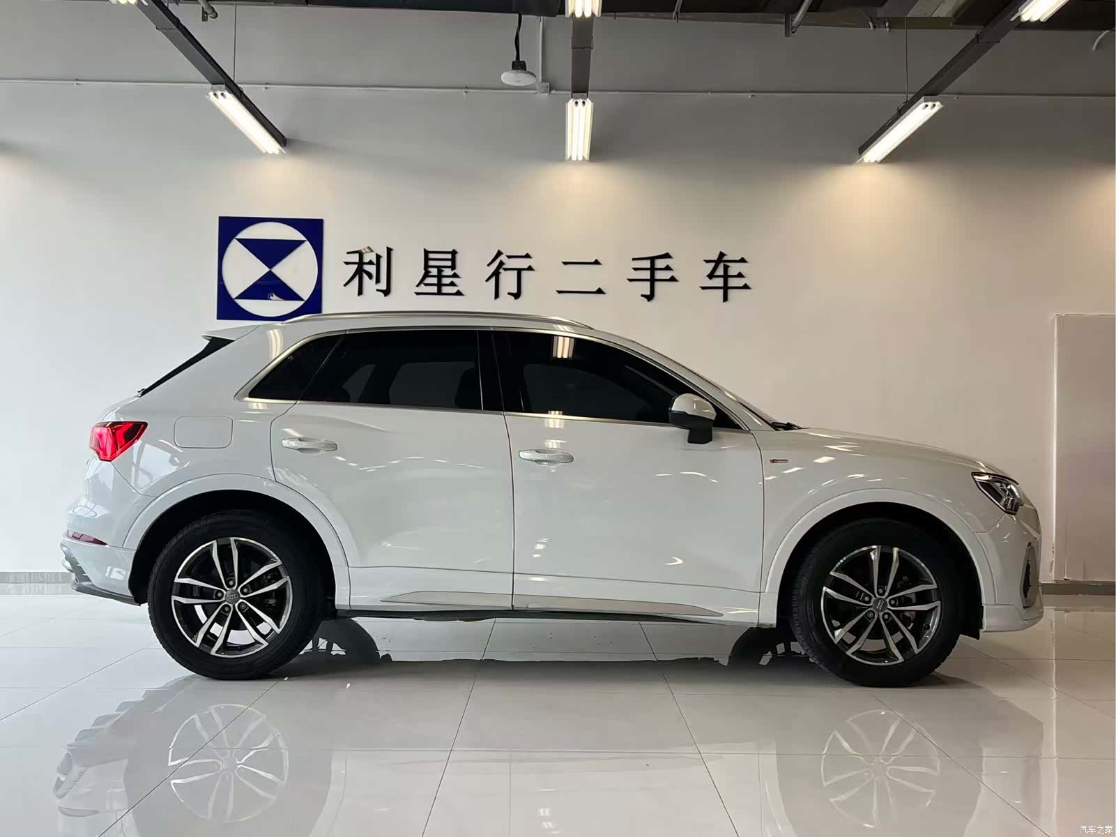 Audi Q3, 2020 4