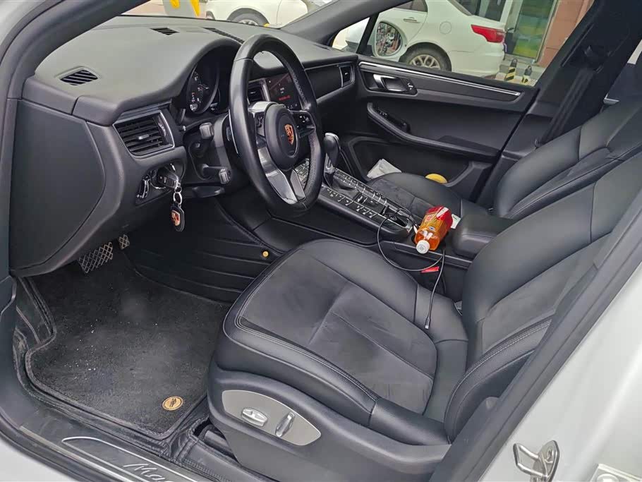 Porsche Macan Porsche Macan