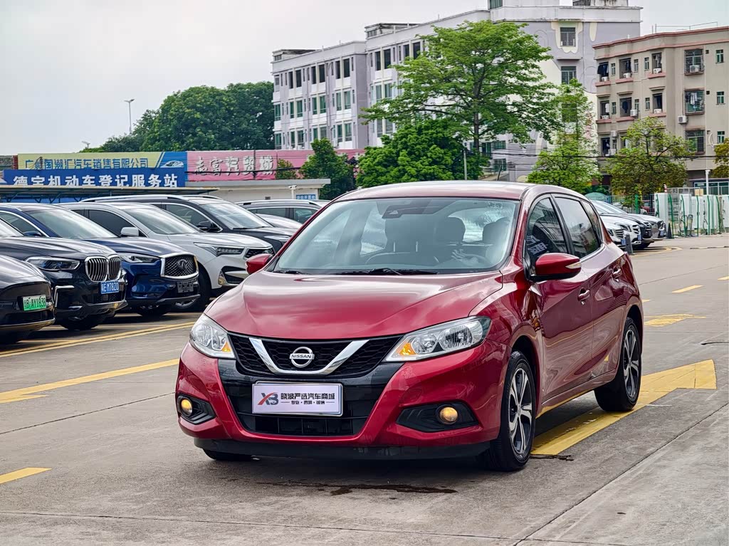 Nissan TIIDA