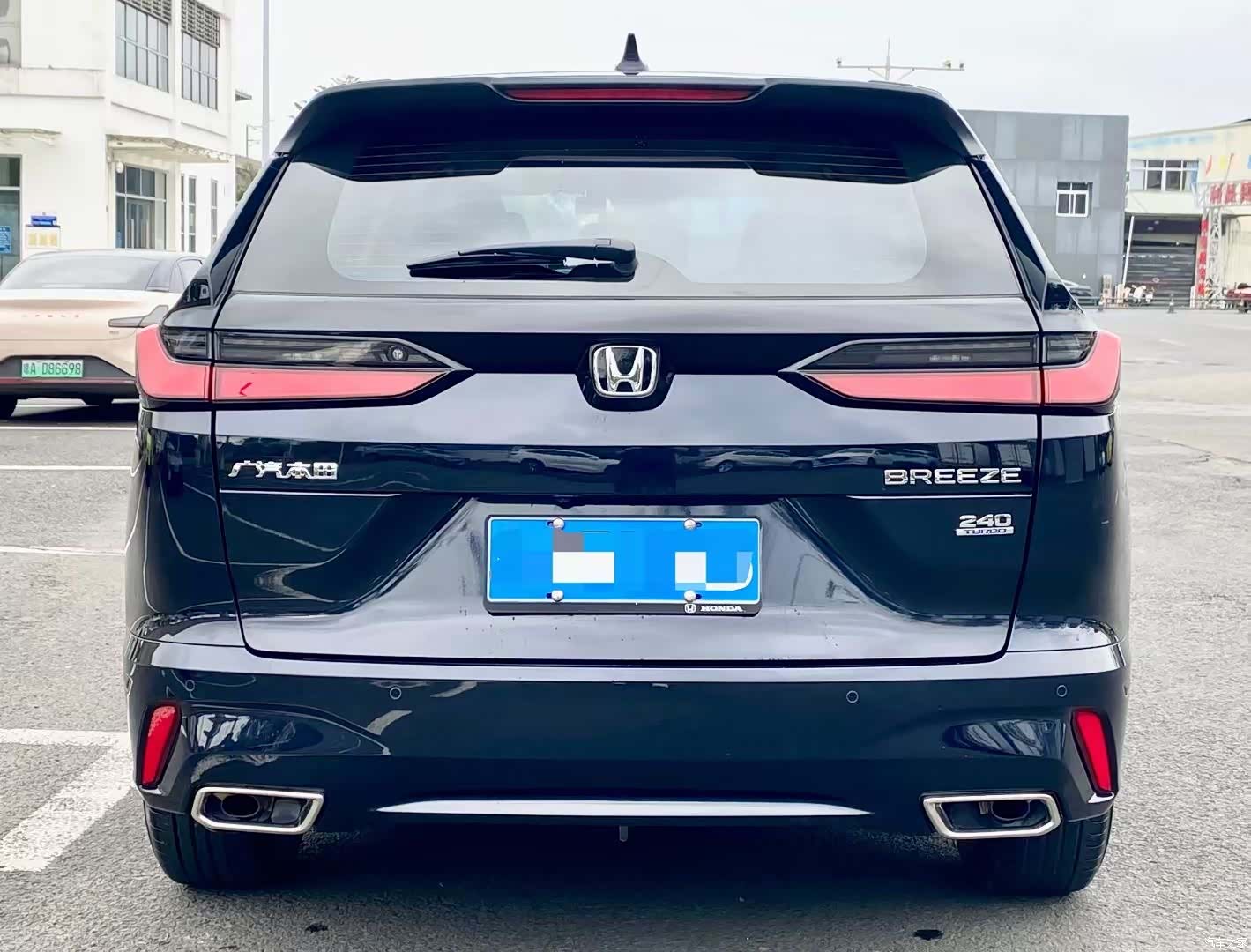 Honda Breeze, 2024 все фото