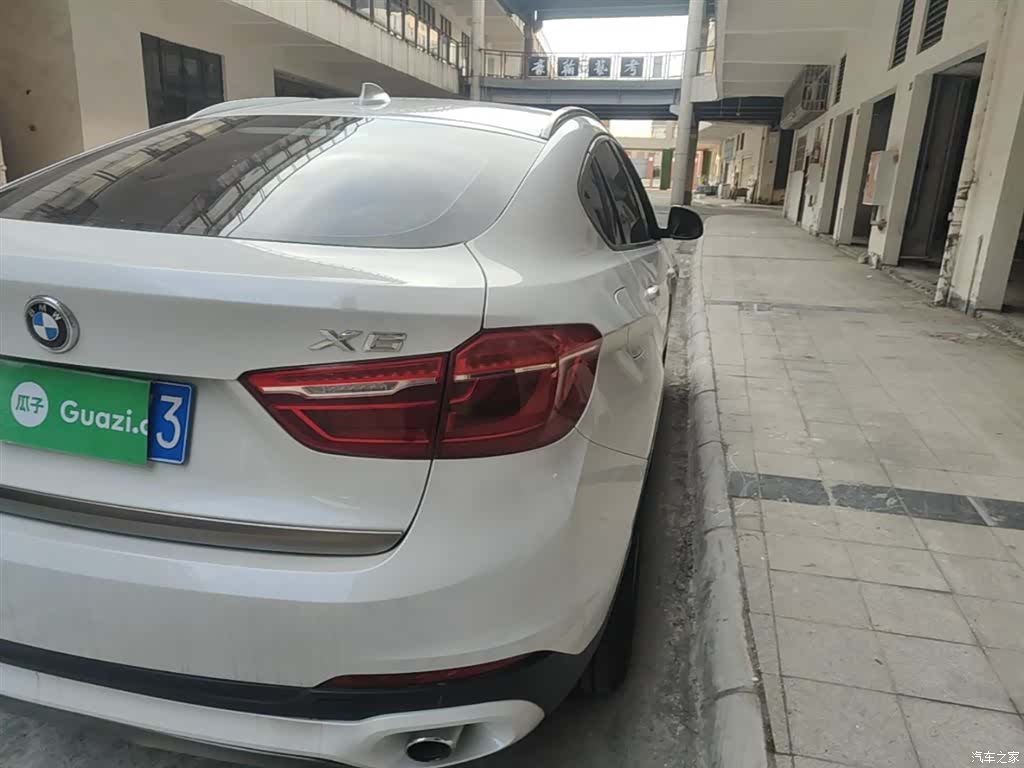 BMW X6, 2018 8