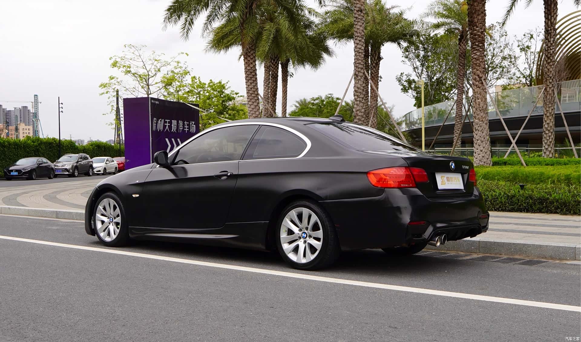 BMW 3 Series, 2011 11