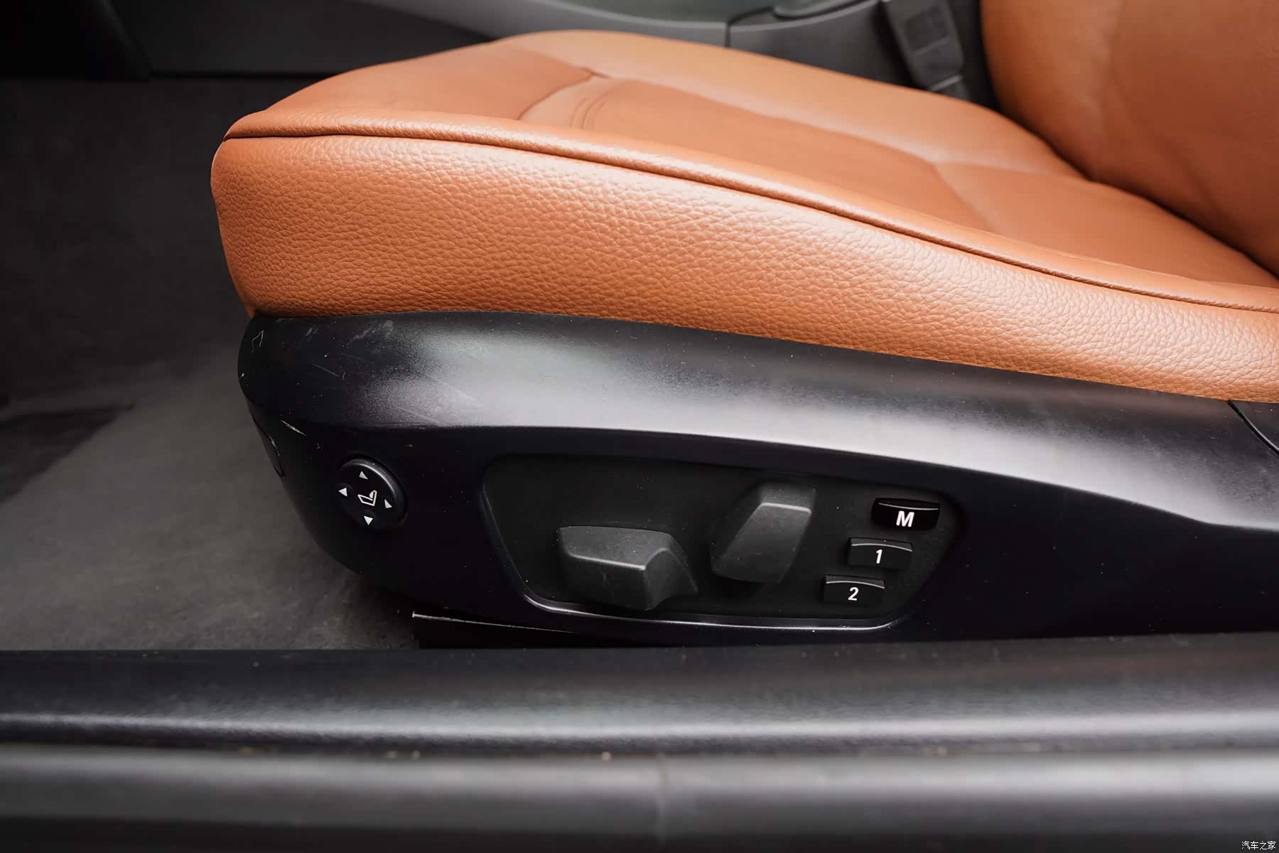 BMW 3 Series, 2011 21