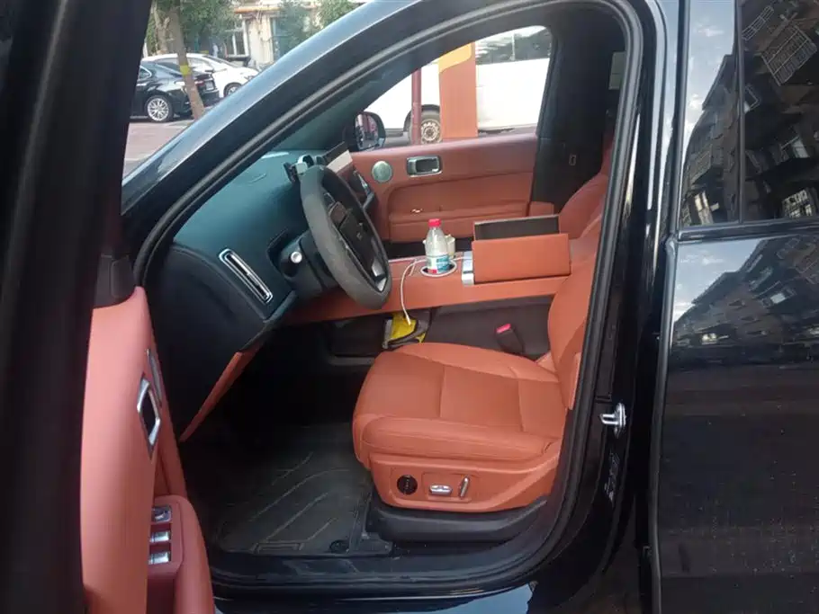 Li Auto Ideal L6
