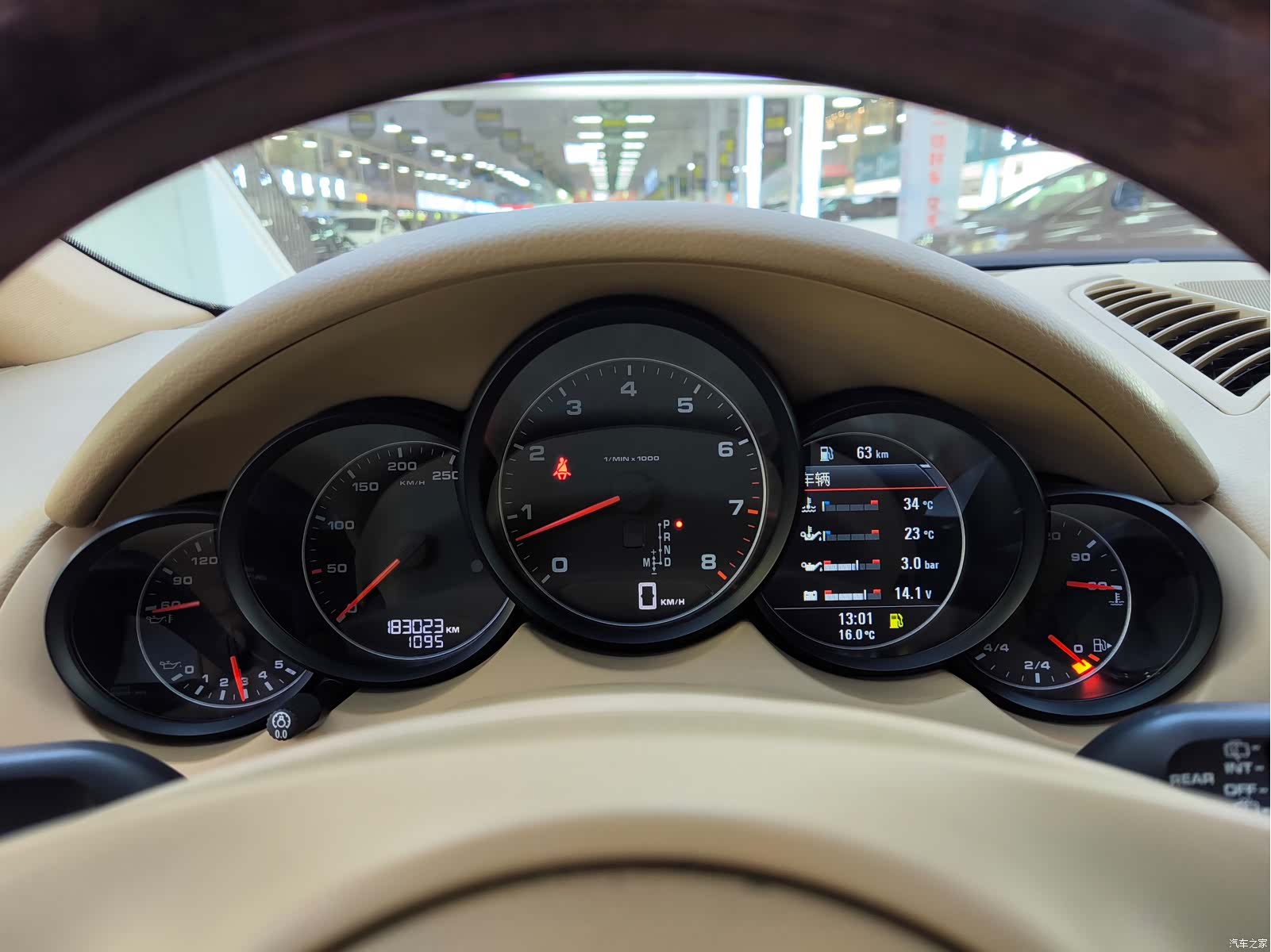 Porsche Cayenne, 2013 7