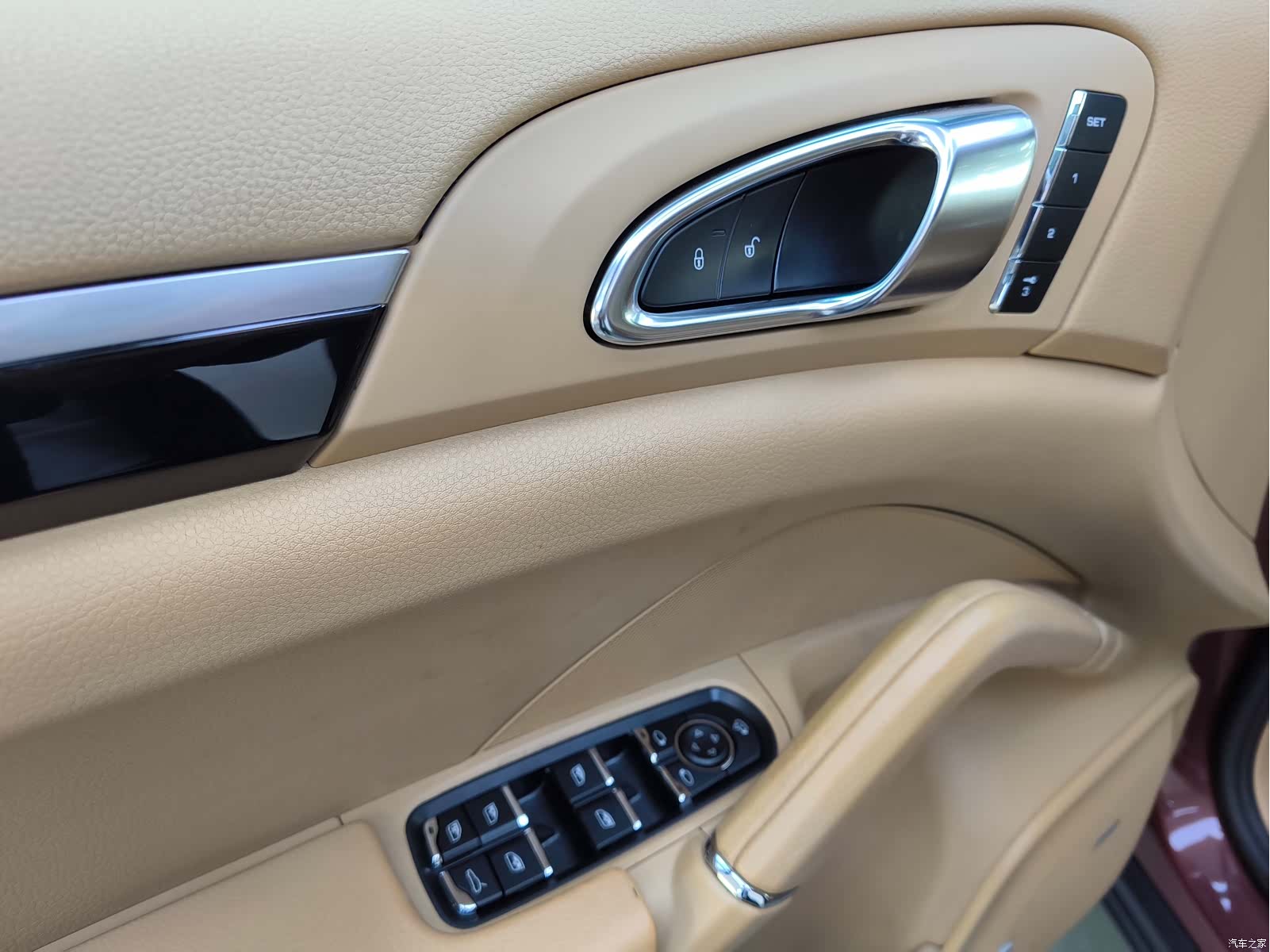 Porsche Cayenne, 2013 24