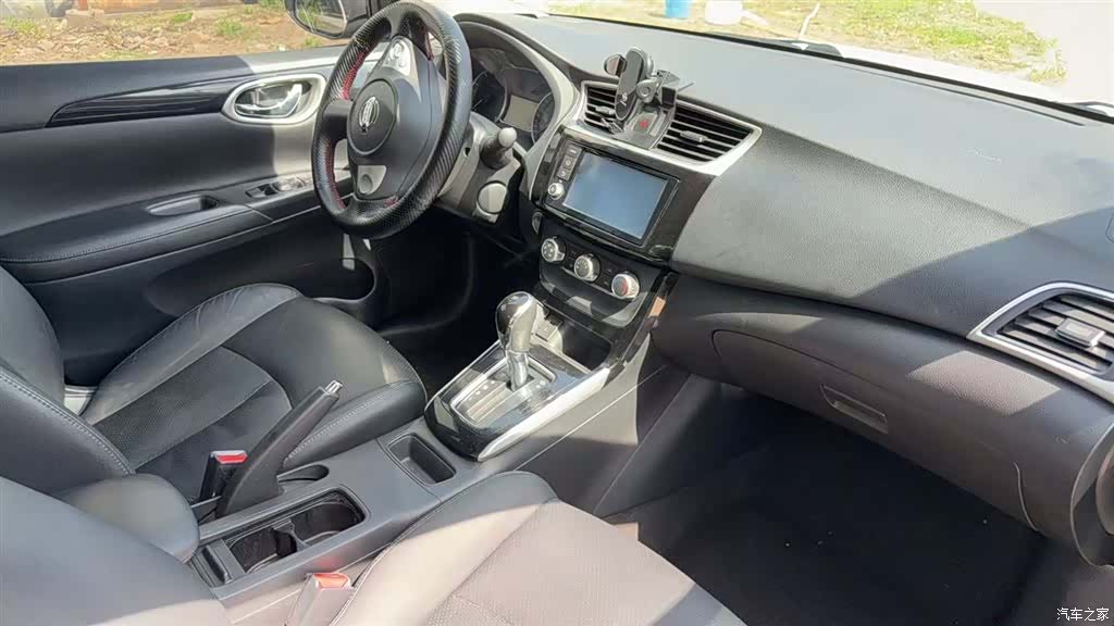 Nissan Sylphy, 2016 4