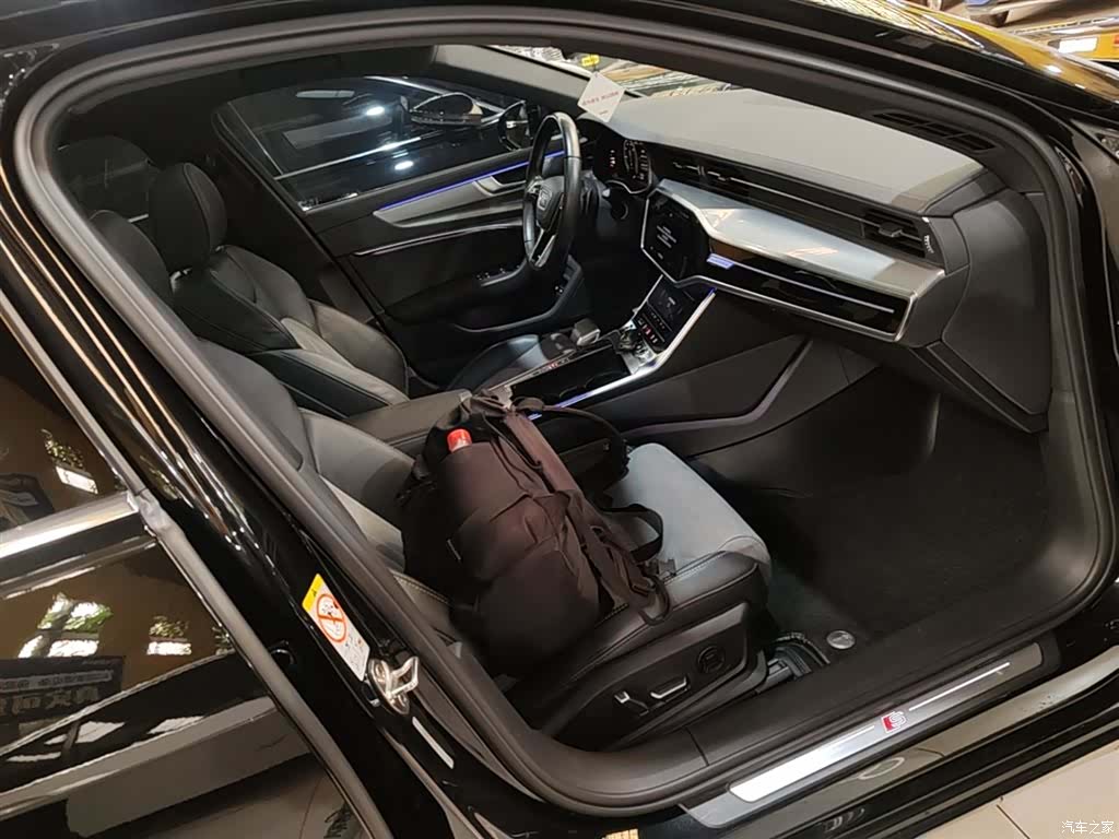 Audi A6L, 2023 25