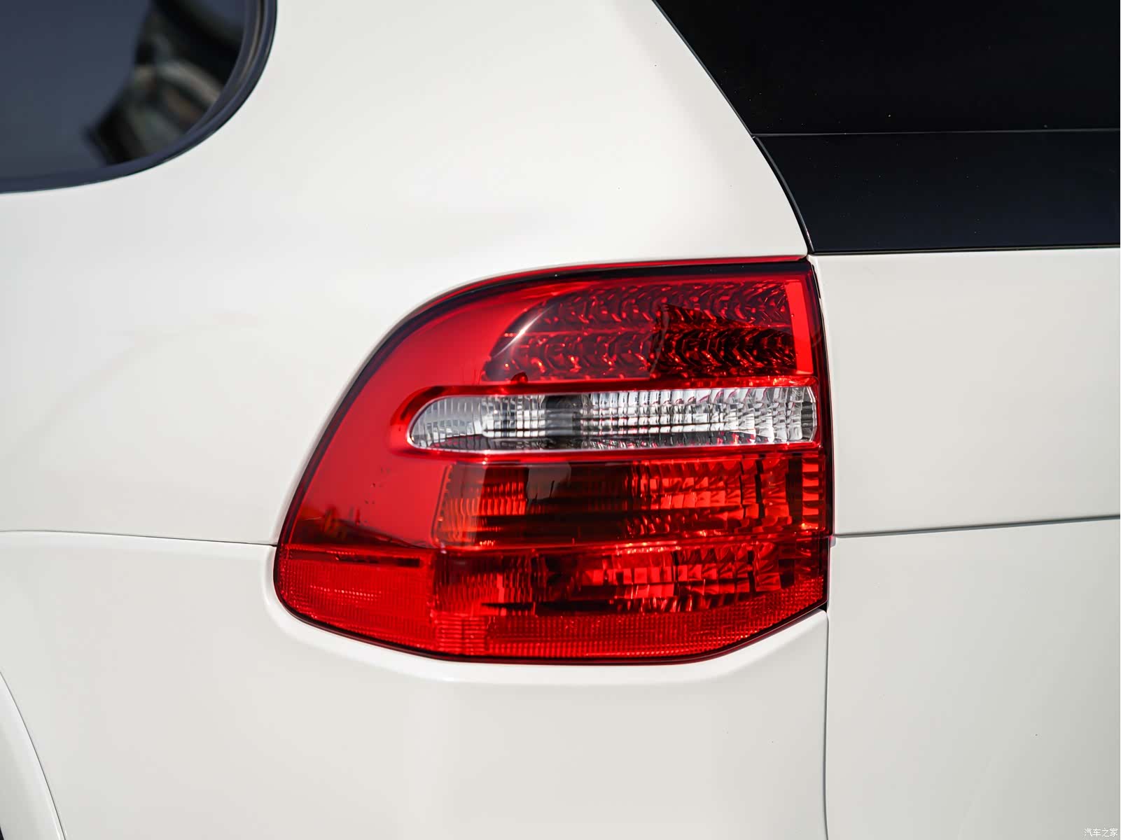 Porsche Cayenne, 2010 12