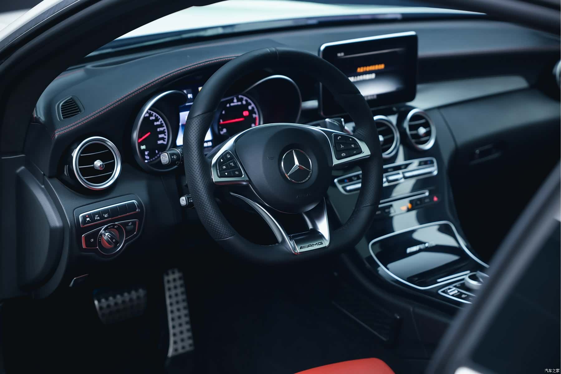 Mercedes-Benz C-Class, 2018 9
