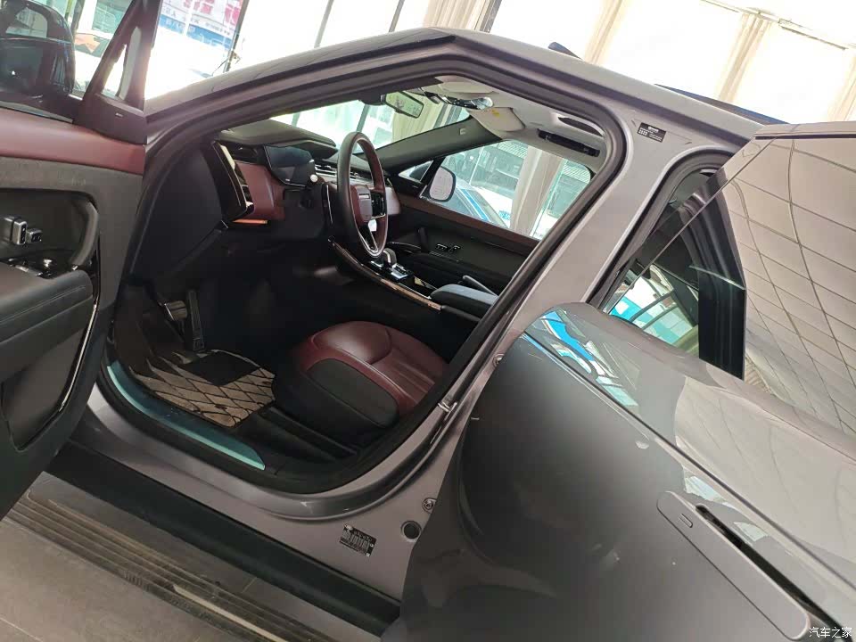 Land Rover Range Rover, 2024 все фото