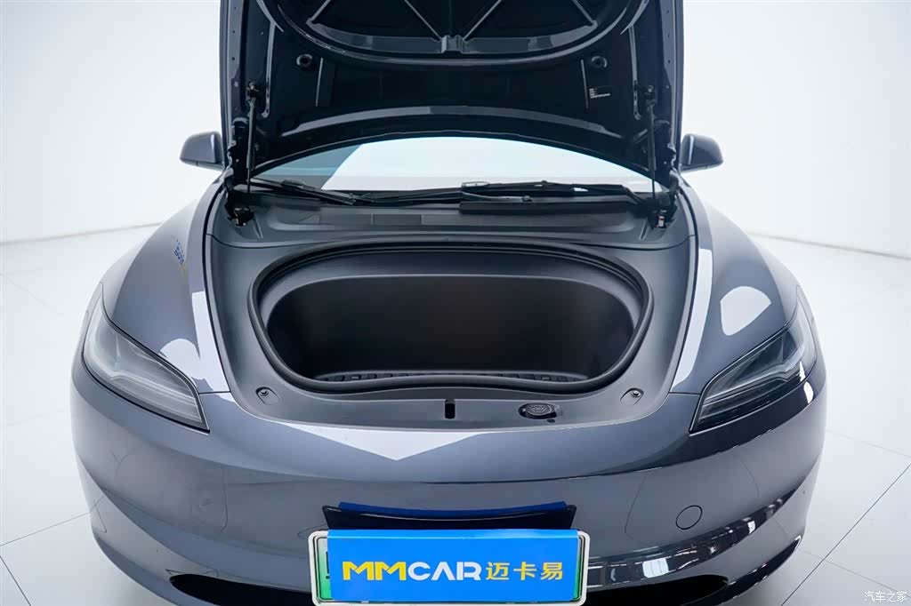 Tesla Model 3, 2024 7