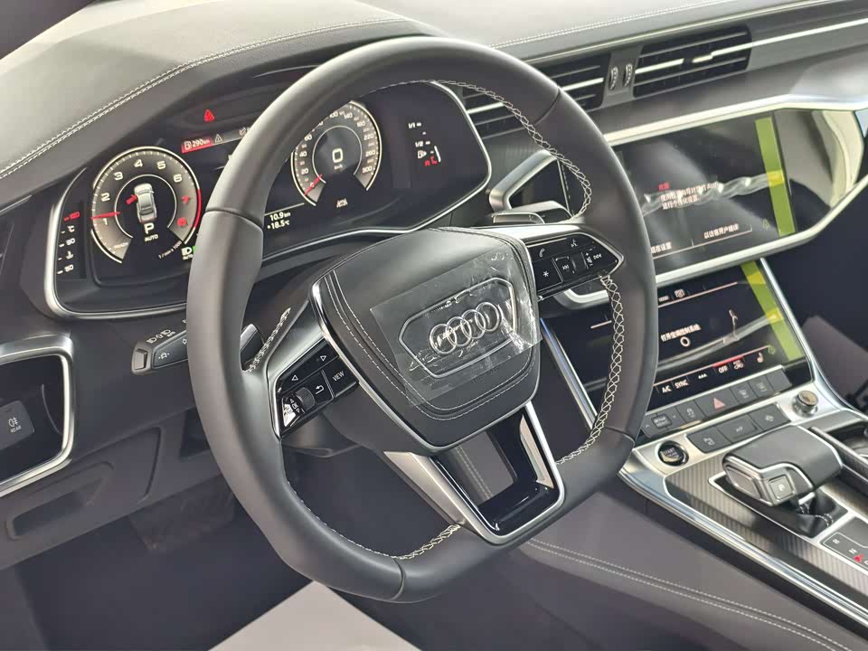 Audi A7L