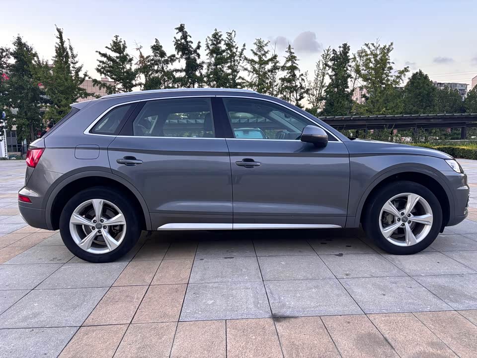 Audi Q5L Audi Q5L