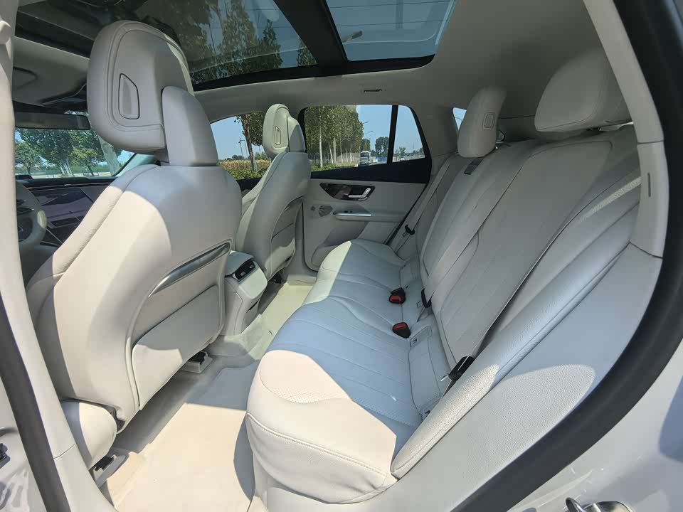 Mercedes-Benz EQE SUV Mercedes-Benz EQE SUV