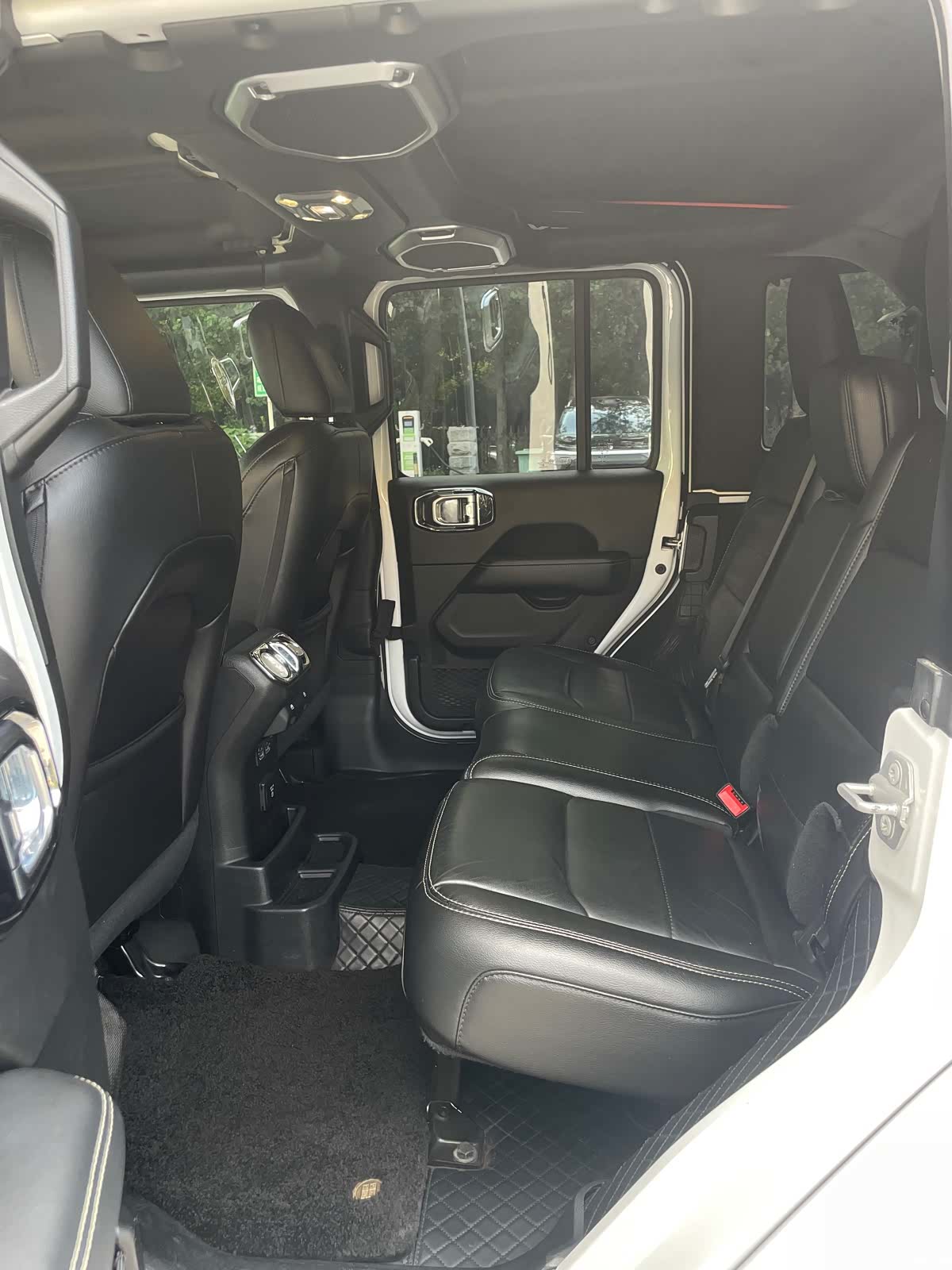 Jeep Wrangler, 2020 12