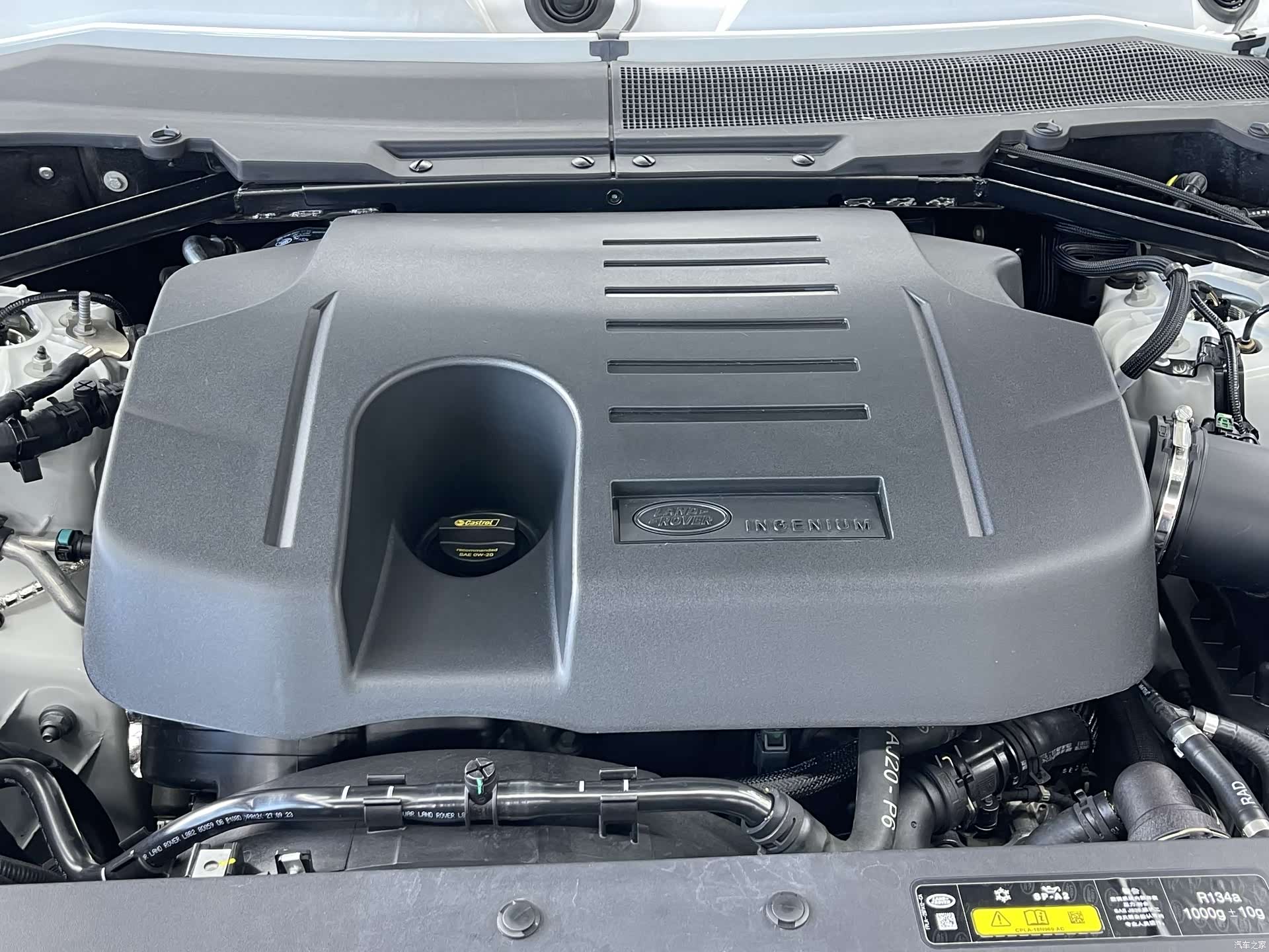 Land Rover Defender, 2024 23