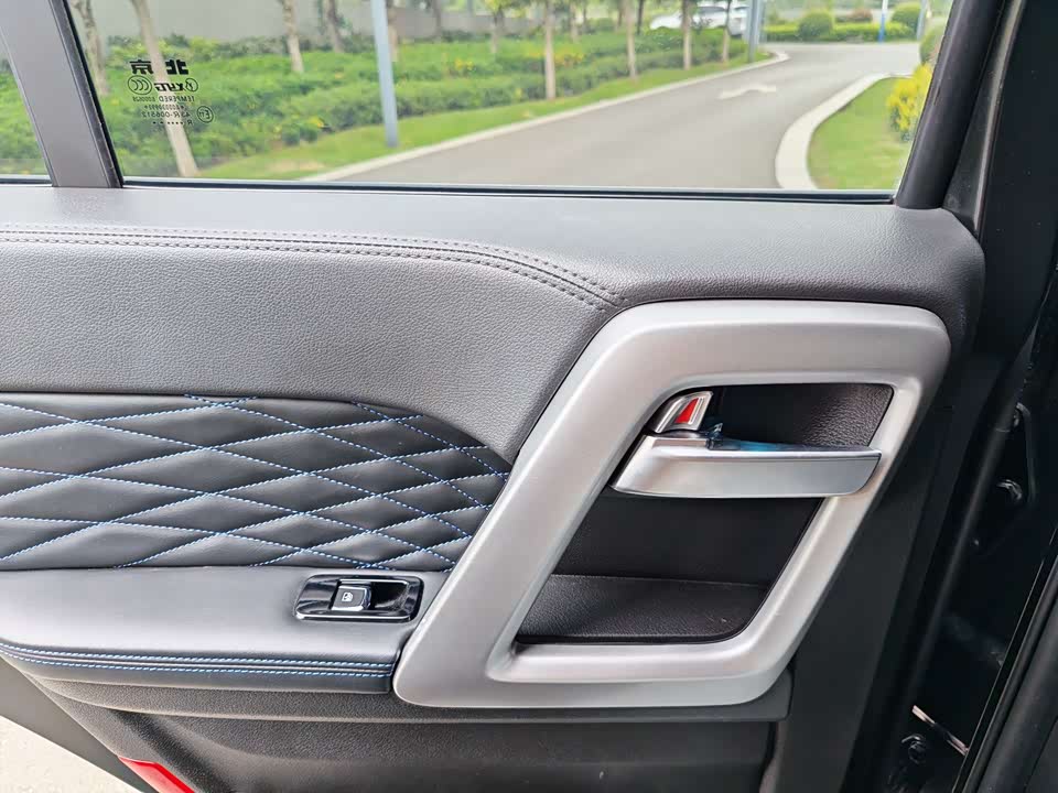 Beijing BJ40