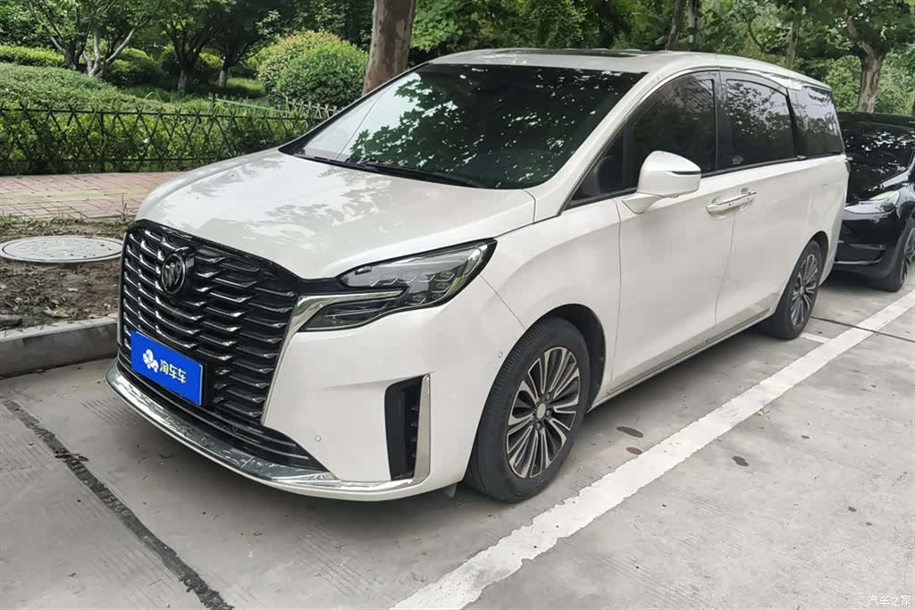 Buick GL8, 2023 1
