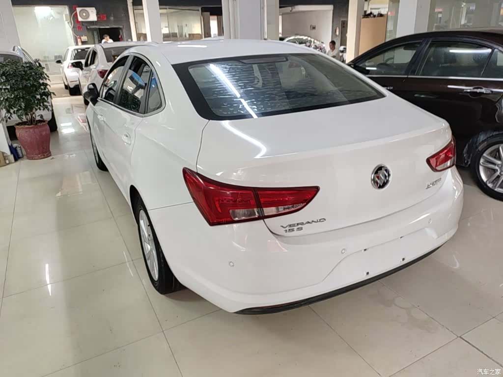 Buick Verano, 2018 все фото