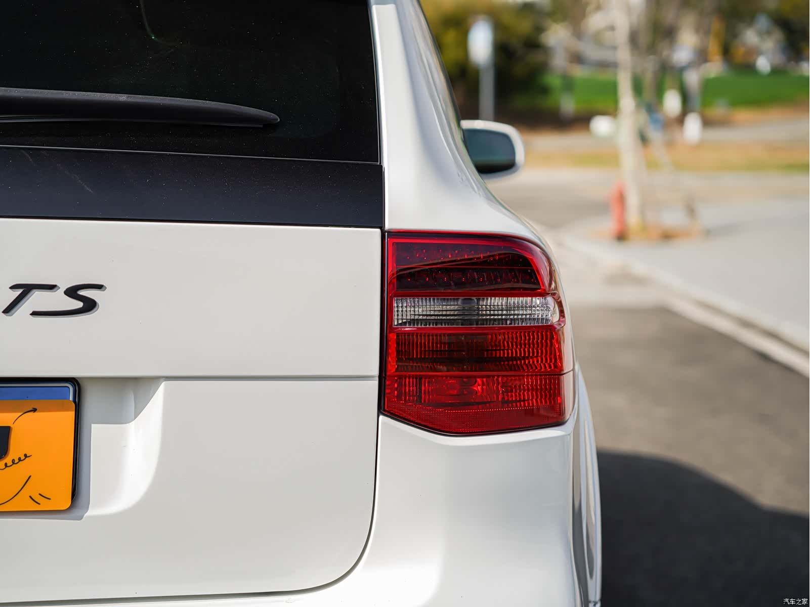 Porsche Cayenne, 2010 11