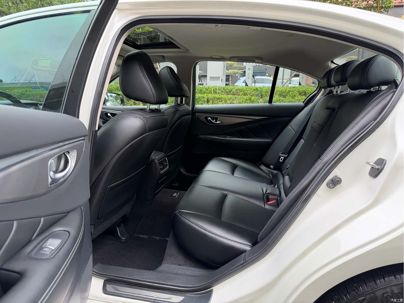 Infiniti Q50L, 2017 8