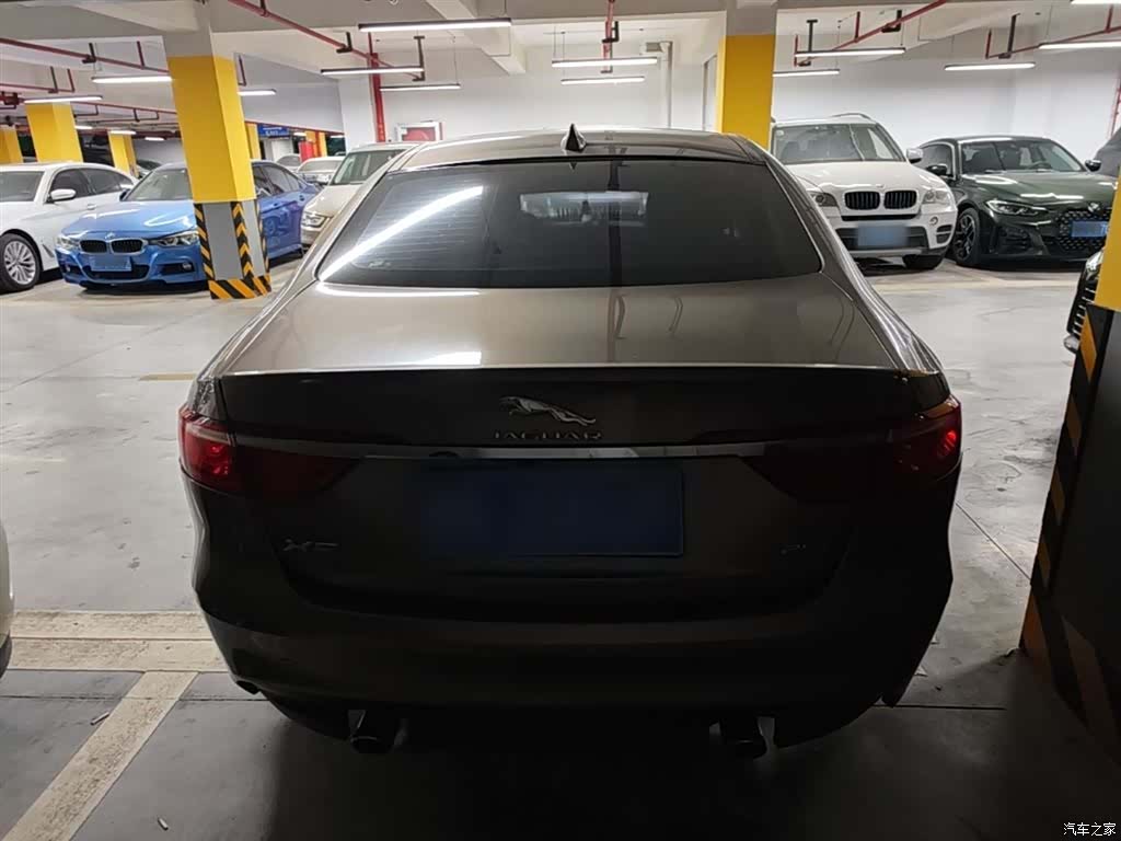 Jaguar XF, 2016 6