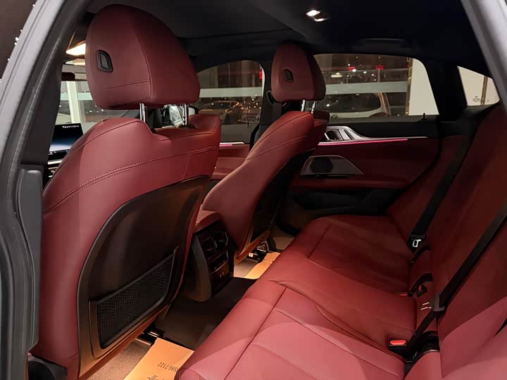 BMW i4 2023 eDrive40