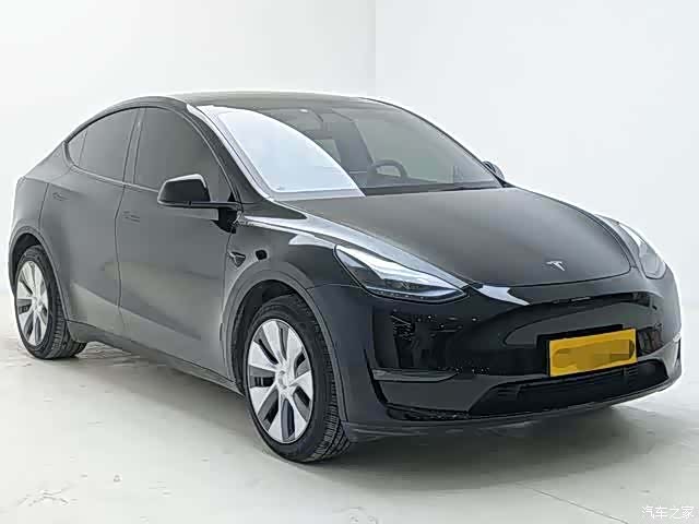 Tesla Model Y, 2023 3