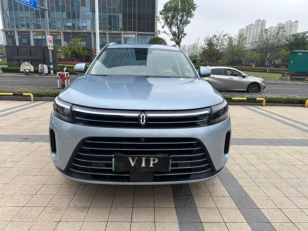 AITO M7