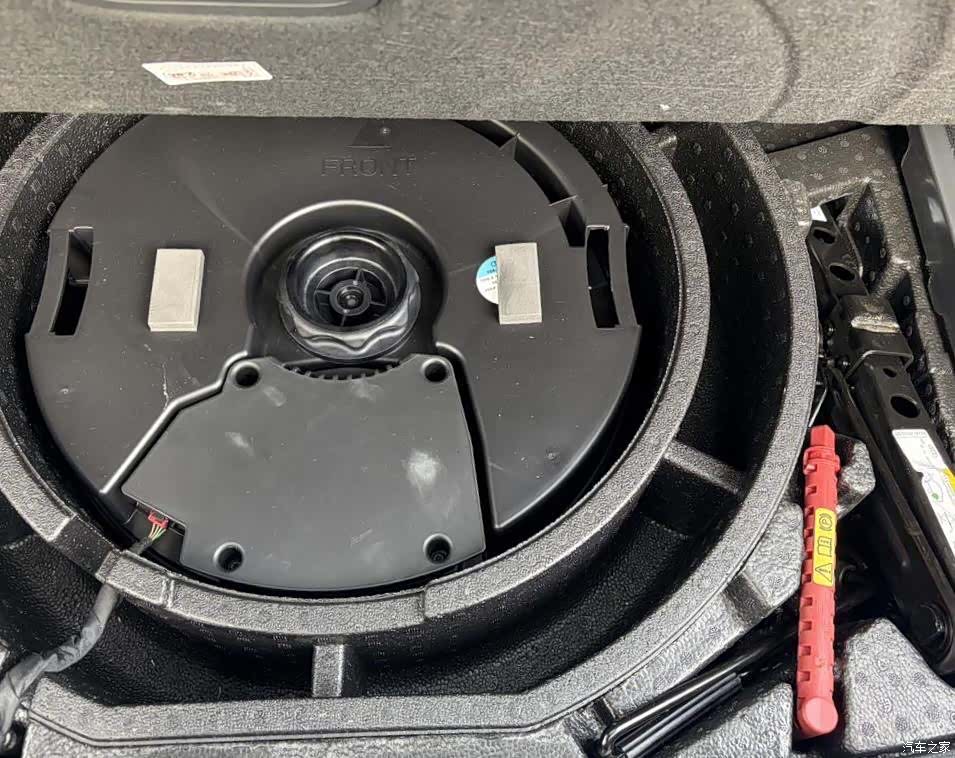 Audi Q5L, 2022 15