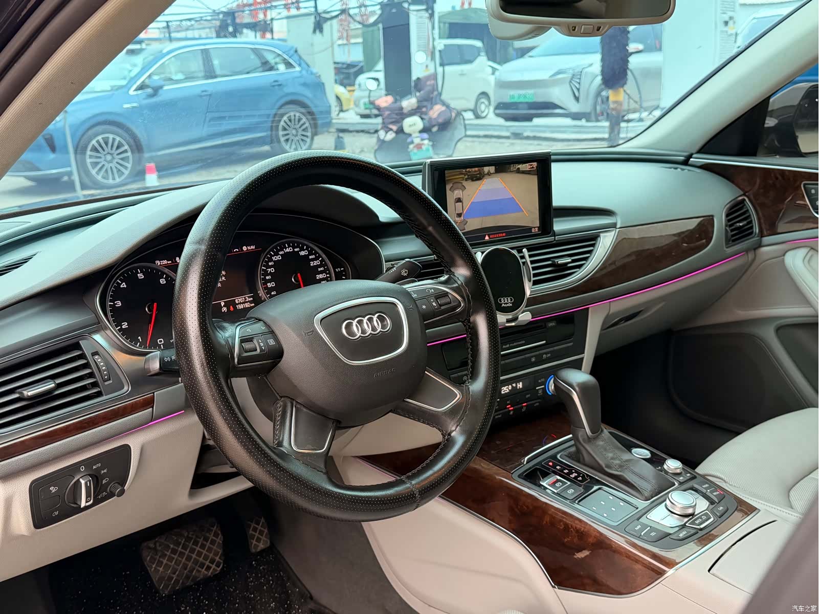 Audi A6L, 2014 10
