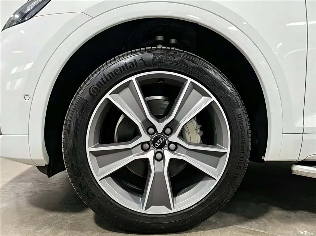 Audi Q5L, 2022 15