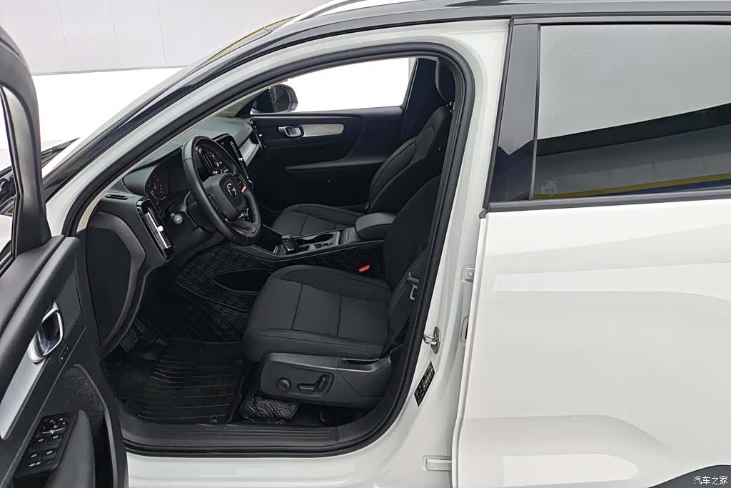 Volvo XC40, 2021 9