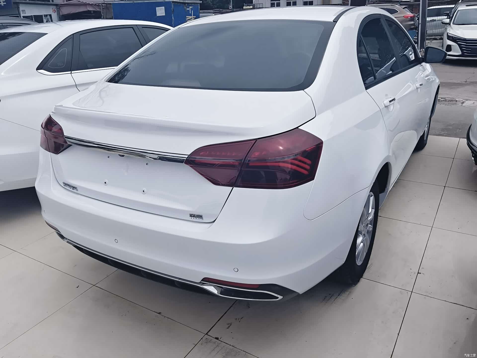 Geely Emgrand, 2020 15