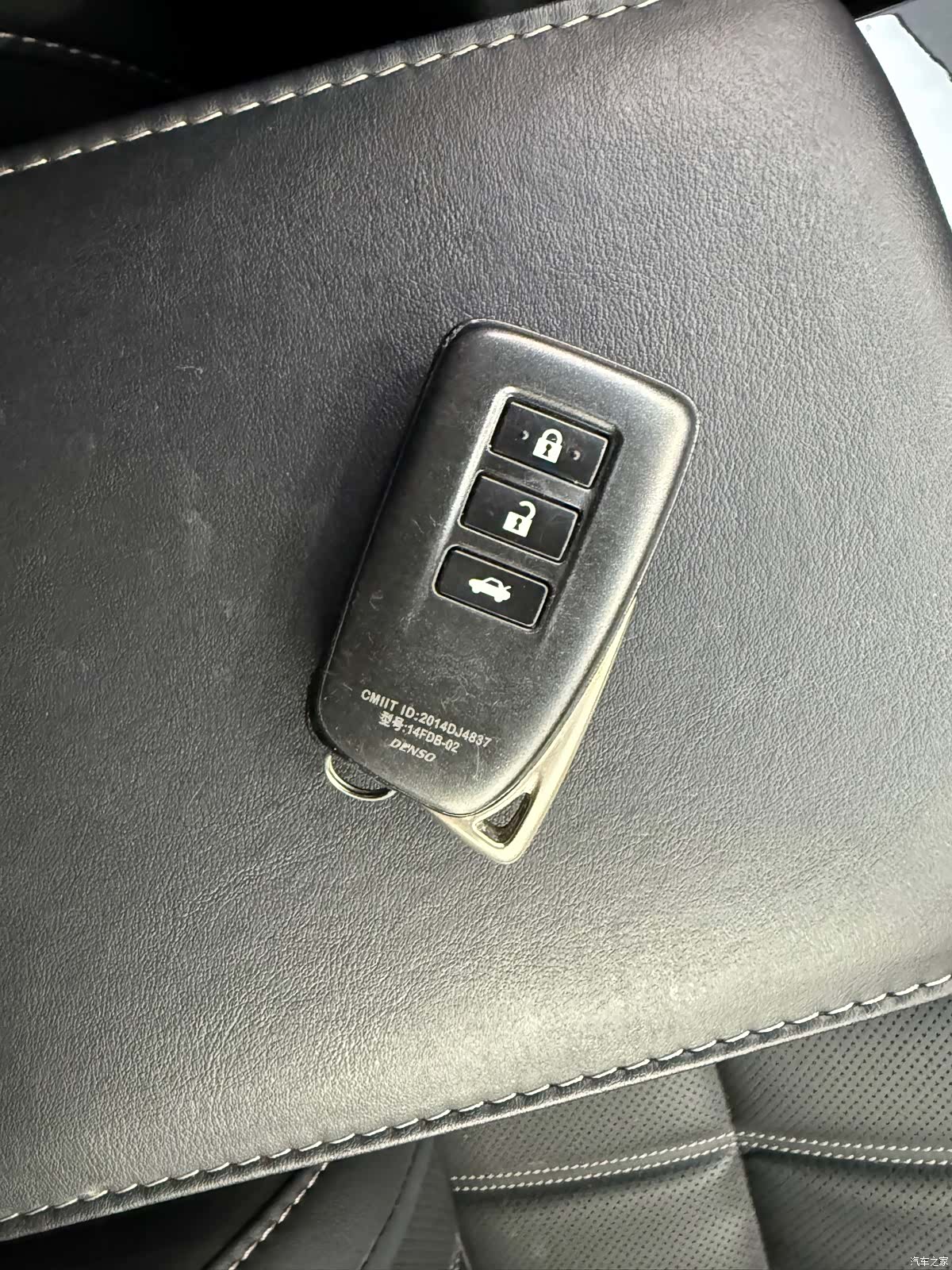 Lexus ES, 2015 13
