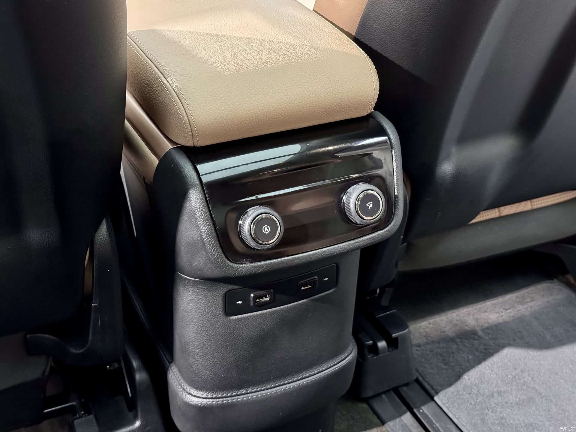 NIO ES8, 2019 16