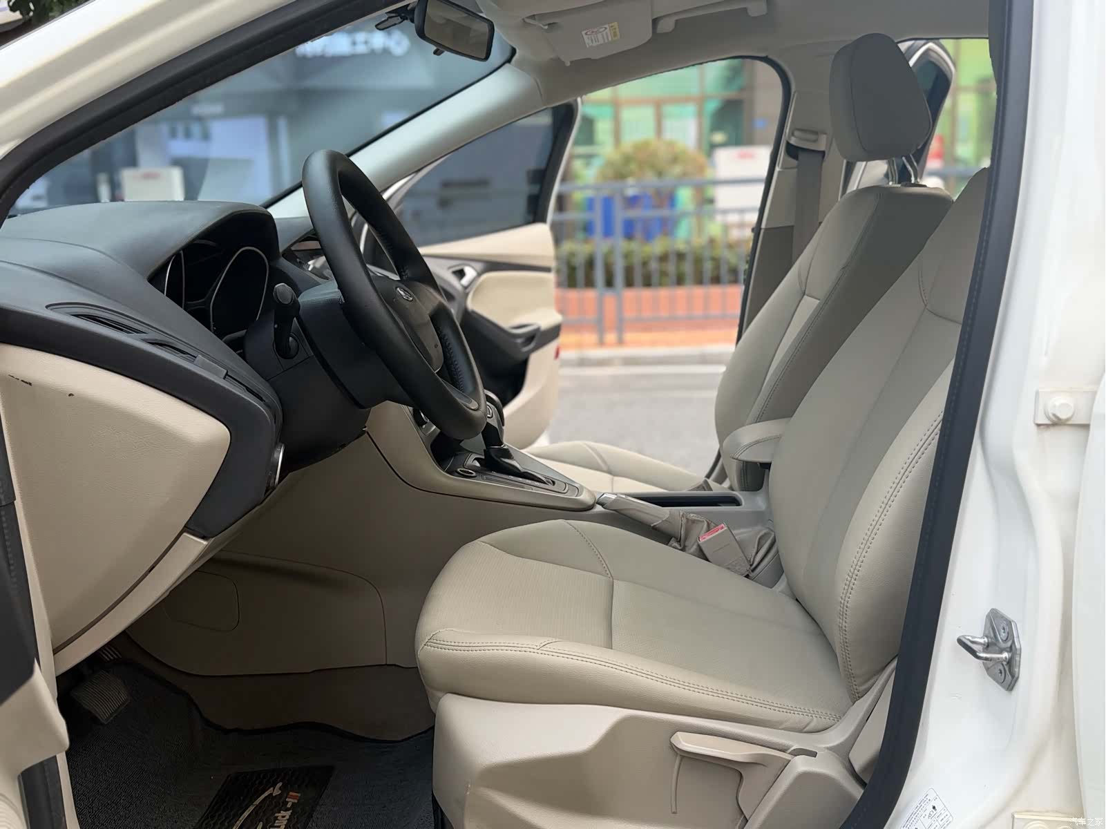 Ford Focus, 2016 4