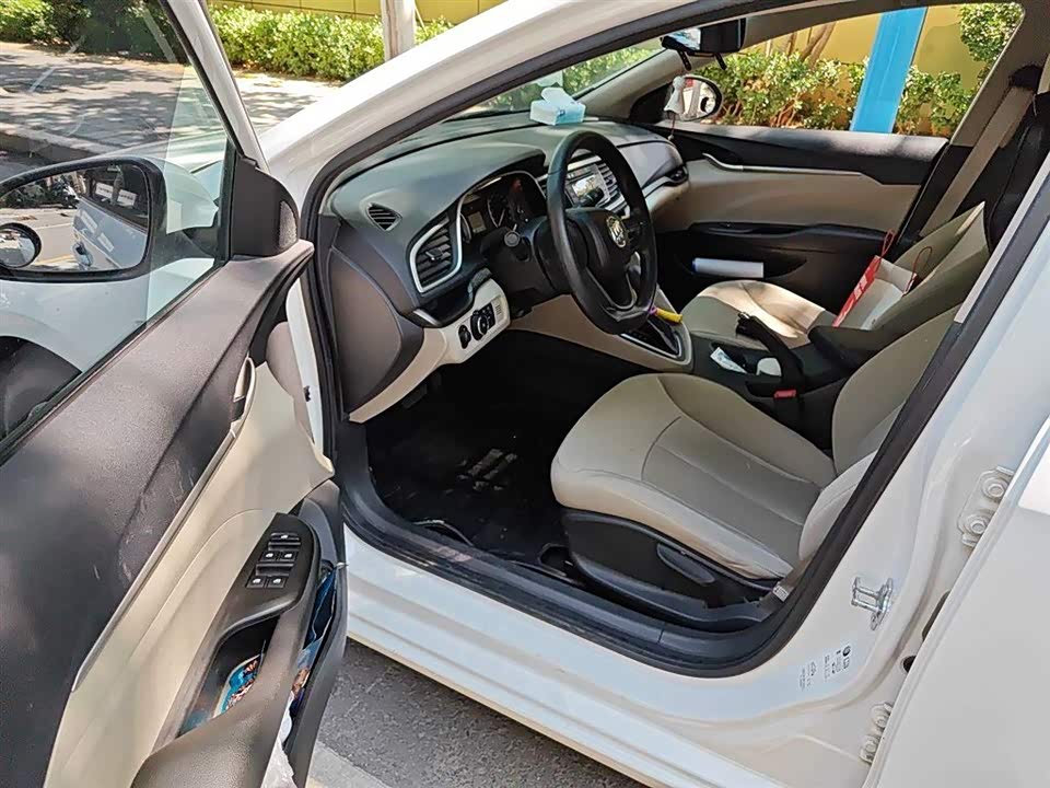 Buick Yinglang Buick Yinglang