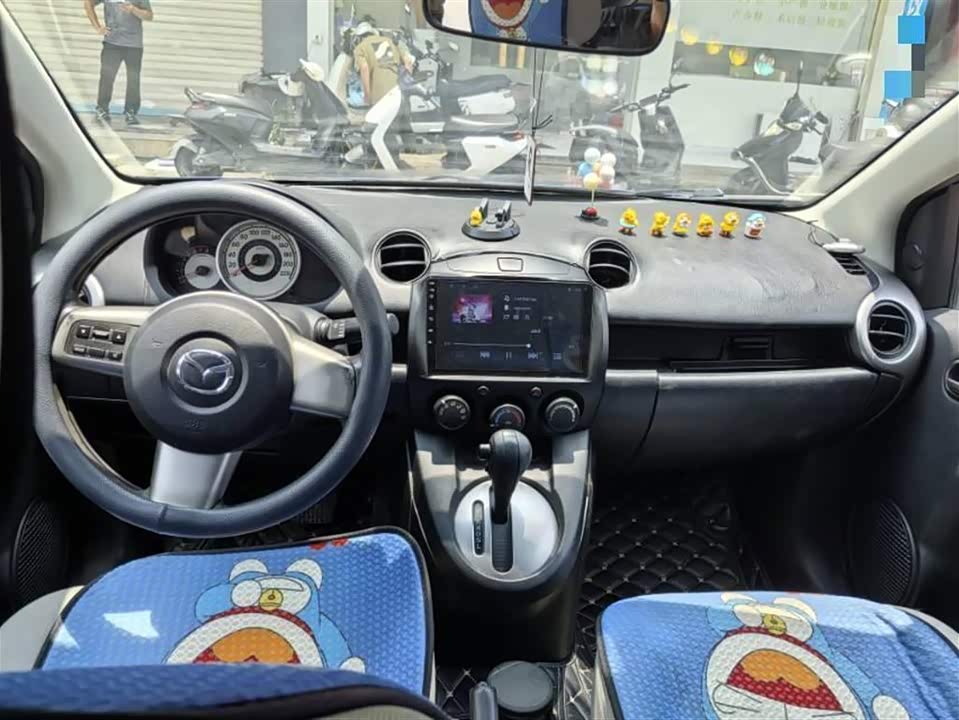 Mazda 2 Mazda 2