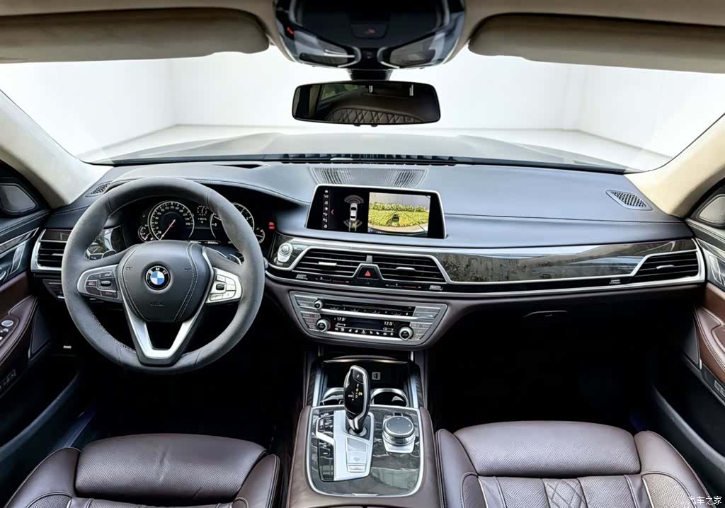 BMW 7 Series, 2016 все фото