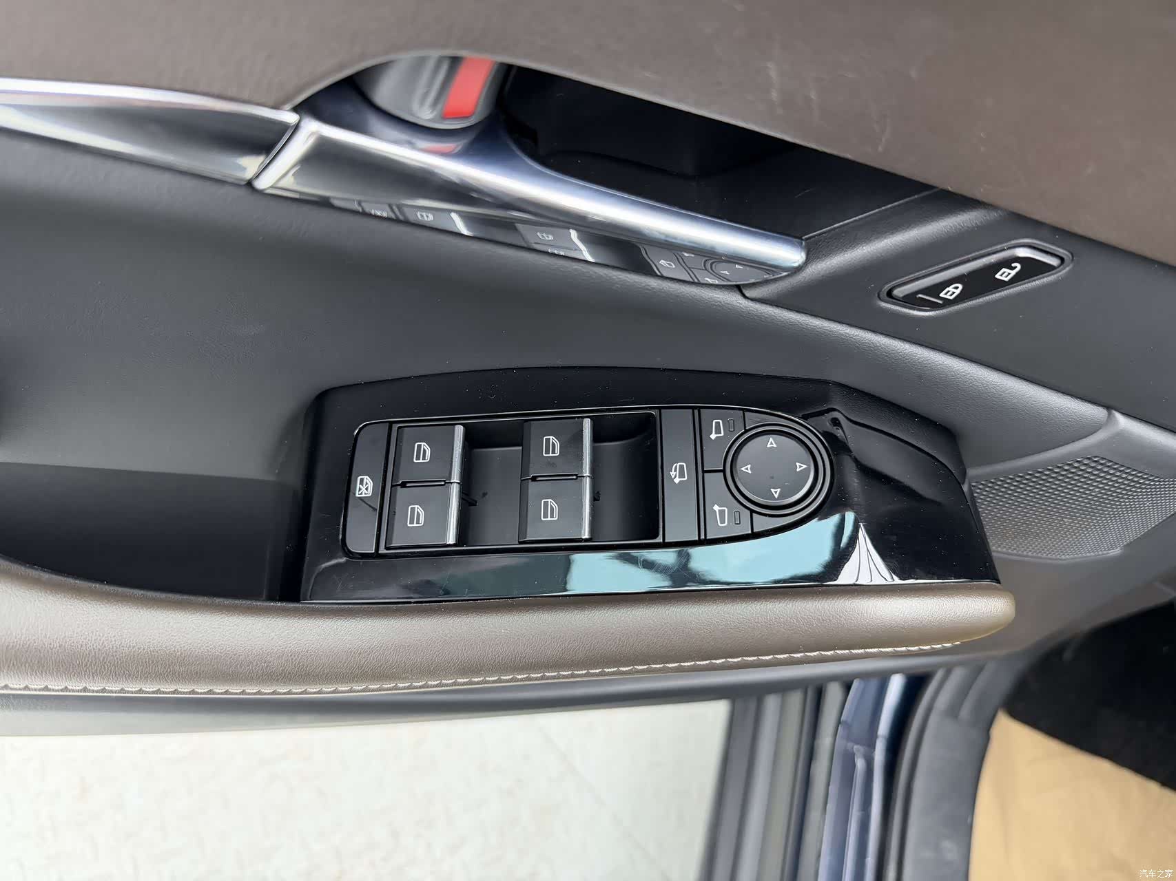 Mazda CX-30, 2022 12