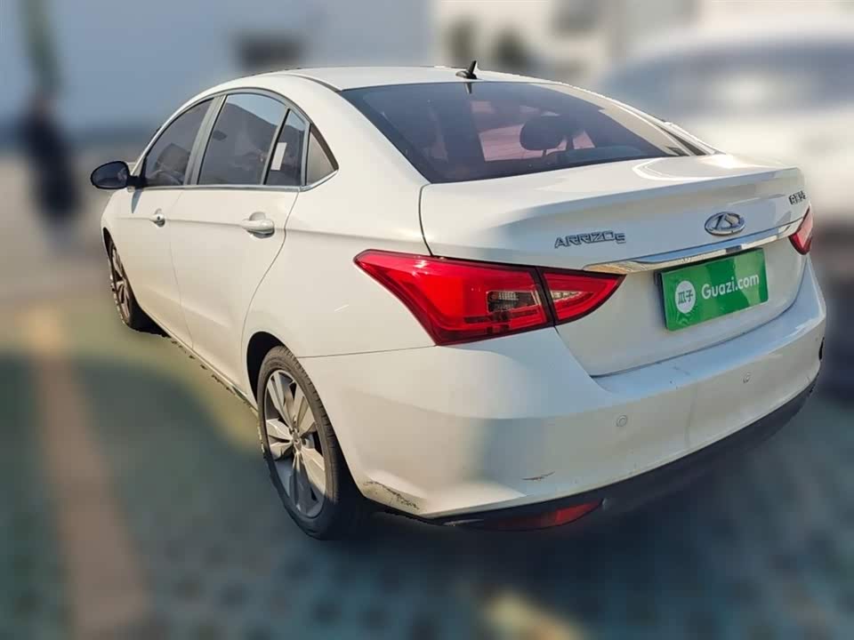 Chery Arrizo 5