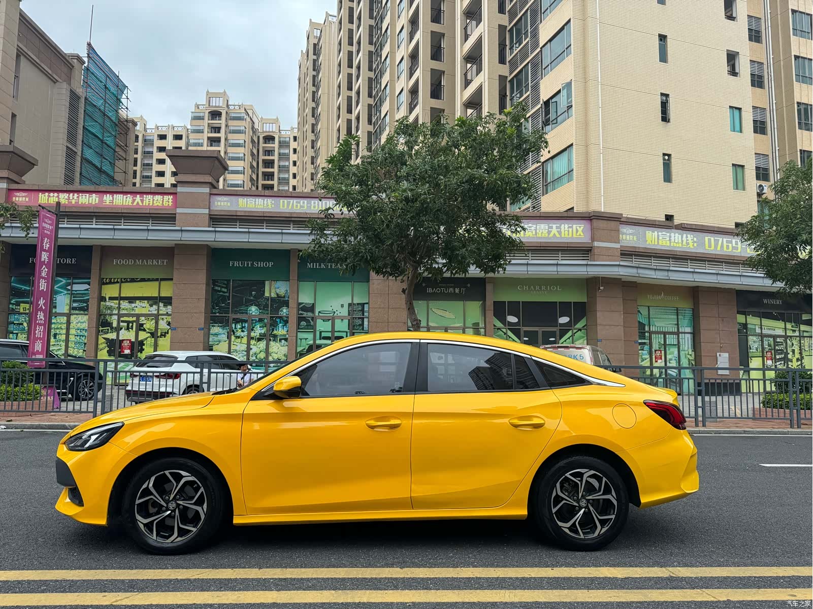 MG MG5, 2023 все фото