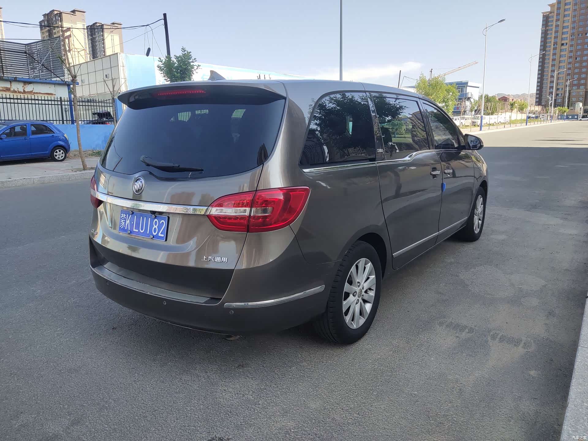 Buick GL8, 2015 6