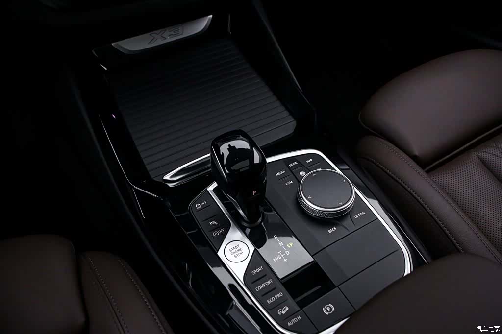 BMW X3, 2024 9