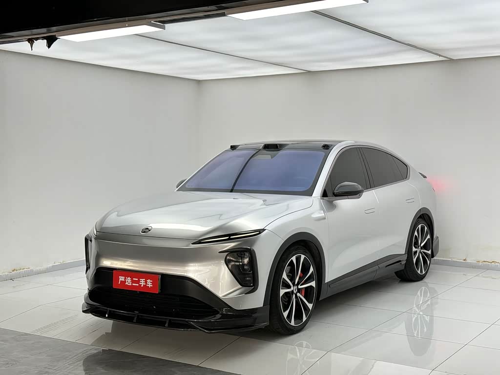 NIO EC7